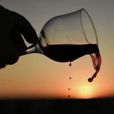 Вино Syrah IGT Terre Siciliane Castel Dorato, 2018, 0.75 л (Вино Сира IGT Терре Сичилиане Кастель Дорато, 2018, 750 мл)